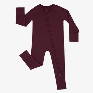 Kyte Baby burgundy Footed Zipper Romper – Size NB